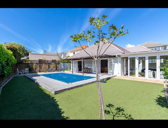 5 BEDROOM FREEHOLD TO LET IN RONDEBOSCH